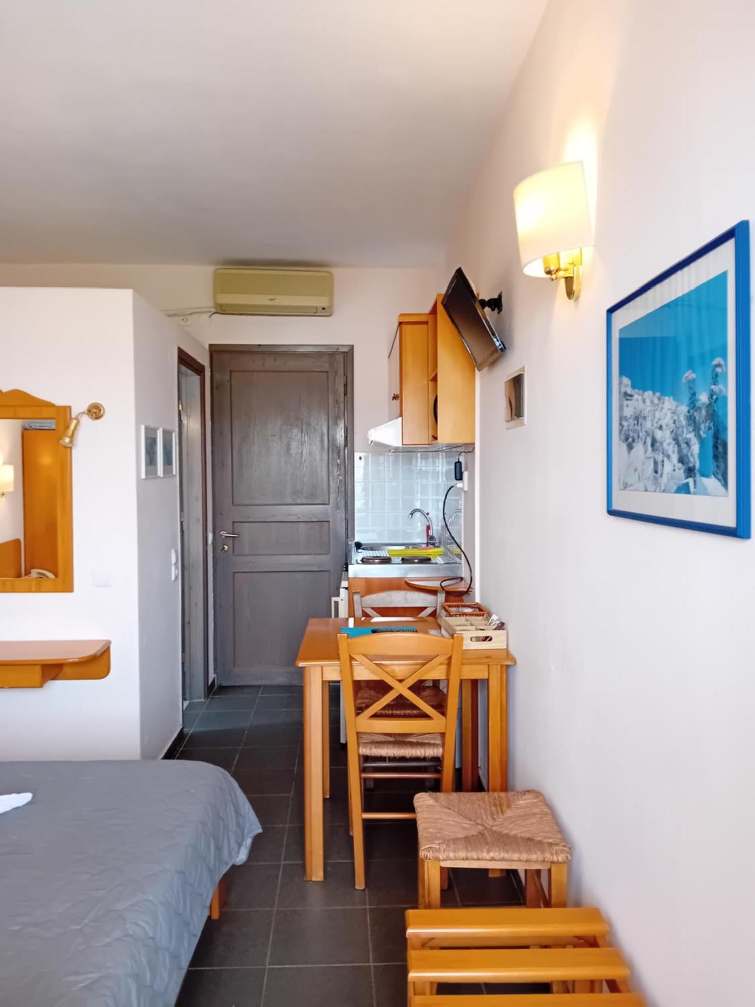 Heliotopos Apartments Tolón Extérieur photo